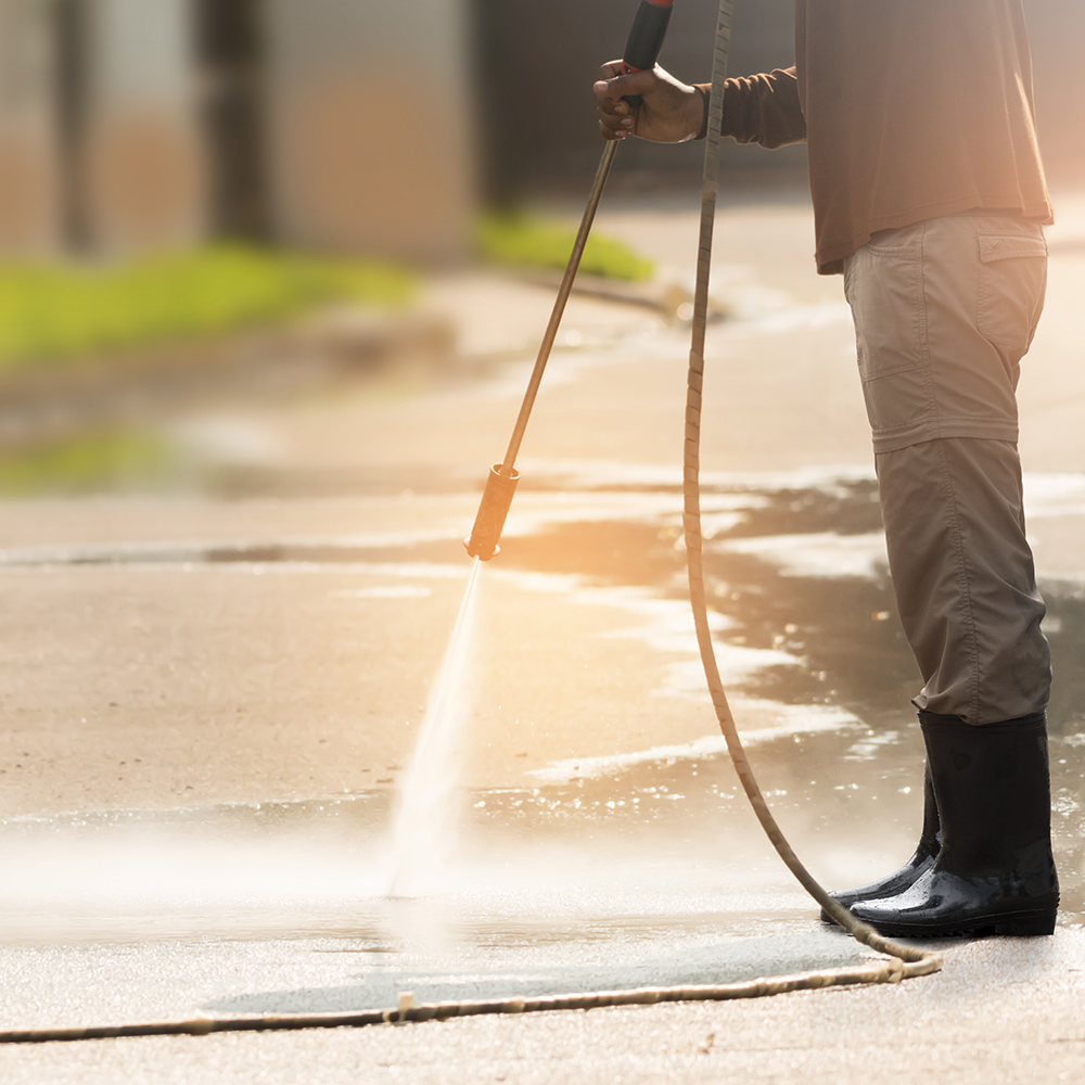 Driveway and concrete cleaning